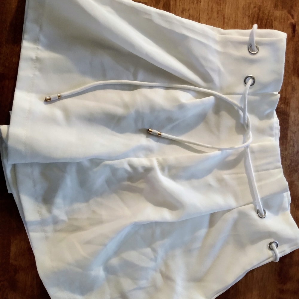 High waisted white shorts with front tie